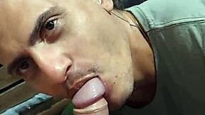 Mamei Funcionário Dotado do Patrão no Estoque com Tesão no Glory Hole