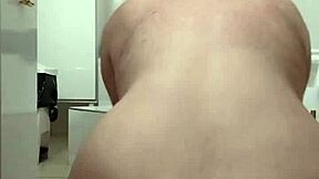 Hey, I'm jerking off in the bathroom with some anal play and ass fucking vibes 😏💦