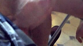 Wanking Leads to Explosive Cumshot