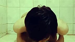 Fagteetajet Thai Gay Drinking Piss
