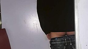 Straight guy gets sucked at gay gloryhole