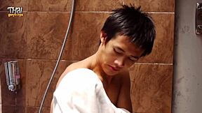 Twink Boxer Feels Intense Pleasure While Wanking And Unloading