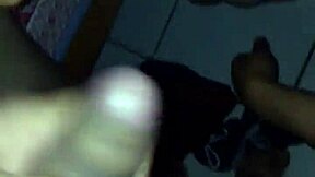 Suruba com amigos sexy.