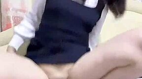 Amateur solo masturbation leads to squirting. Intense self-pleasure session captured.