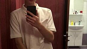 i feel like a dream boy beautifully stroking my 23cm big dick in the mirror