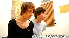 Young Twinks Kissing Passionately with Blowjobs Before Deep Anal Railing