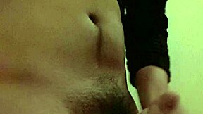 i'm young twink jerking off hard solo today guys