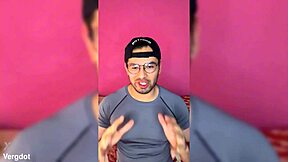 macho guy jerks 19cm cock horny from twink ass at gym