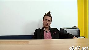 god this sexy gay blowjob has me cummin so hard already...