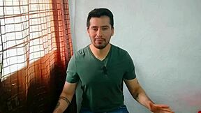 young bisexual with 20cm cock gets fucked like wife by mature builder