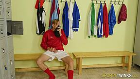 sporty ripped twinks suck hard before bareback pounding