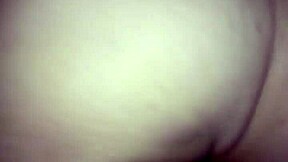 Amateur brune gros cul prend creampie bite monstrueuse