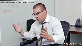 i'm fuckin this doll... suckin meatpipe naked in 3some!