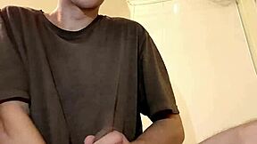 Twink anal orgasm from pink dildo! 🍆💦😩