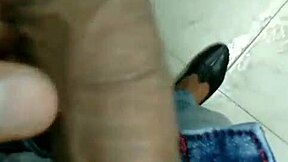 gay hunk shows off his amateur body