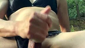 Masturbation in the great outdoor sun