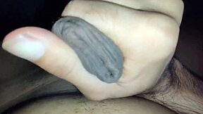 David2pajas Shoots Huge Load