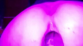 Branquinhosafado013 sentando gostoso