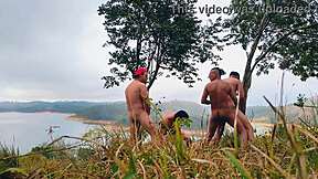 Camera catches men fucking by the lagoon