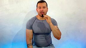 Mature stud breeds gym hunk hard