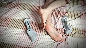 Male Feet For Fetishists In Amateur Bear Solo Scene