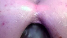 sentando gostoso with bisexual ladyboy