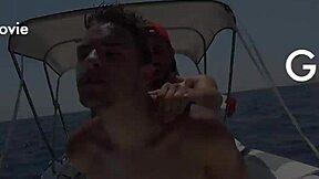 Trailer di marinaio dominante che devasta culo stretto senza peli