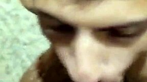 隣人の巨大ちんぽ、グローリーホールで支配する