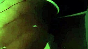 Twerking Hard for Tykk Kuk i Vill Interracial Gangbang