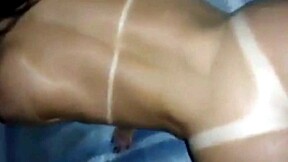 アマチュアニューハーフが自家製ビデオで激しいチンポしゃぶり