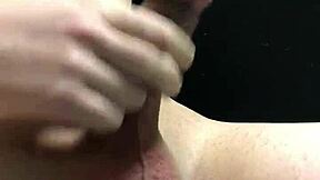 Gej dostaje intensywnego wytrysku