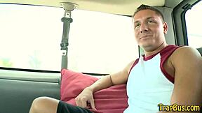 Zabludeli hetero tip žestoko jeban