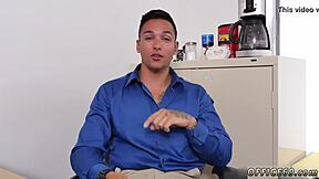 رجال بشرة فاتحة ساخنون ينيكون معلم وشاب