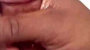 Hey, ¿te gusta pajearte con porno de polla negra grande interracial? ¡No puedo parar de ver estas pollas monstruosas!