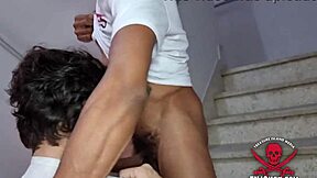 Boca Afortunada Toma Polla Negra Grande en Oral Interracial