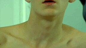 Amateur twinks in heftige anaal neuk actie nu?