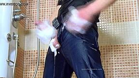 Sulla on farkkusuihkufetiisi, vai?