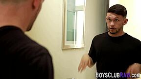 게이 헝크가 자지 빨고 세게 박아!