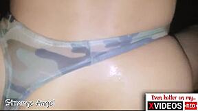 POV sexe gay bareback en levrette et chevauchée sauvage