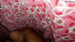 मेरा पति घर नहीं होने पर बाहर हस्तमैथुन करता है