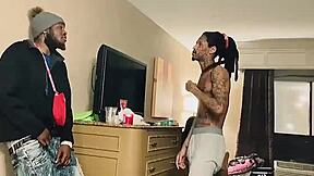 Млади 18+ старбрази и гактризи у ексклузивном иксвидос интервјуу на отвореном