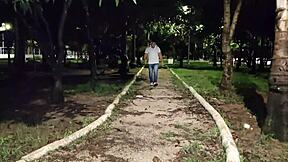 यूरी गाऊचो गुलोसा जोर से स्ट्राइक बैक करती है.